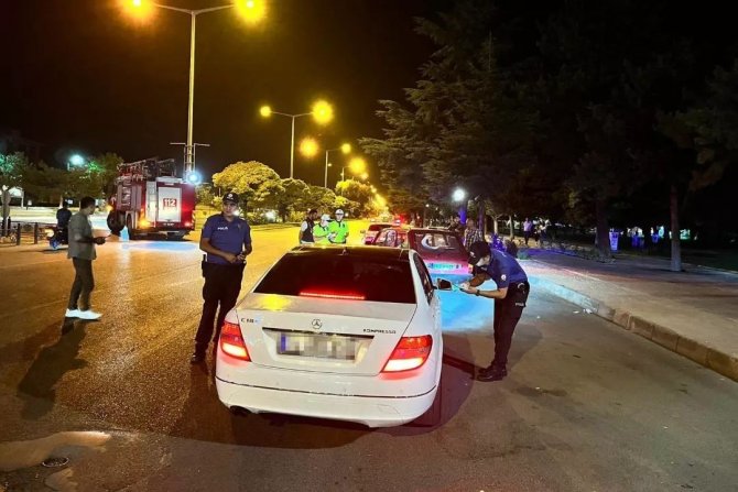 Erzincan’da 20 Kişiye Çeşitli Suçlardan 20 Bin 99 Lira Ceza Kesildi