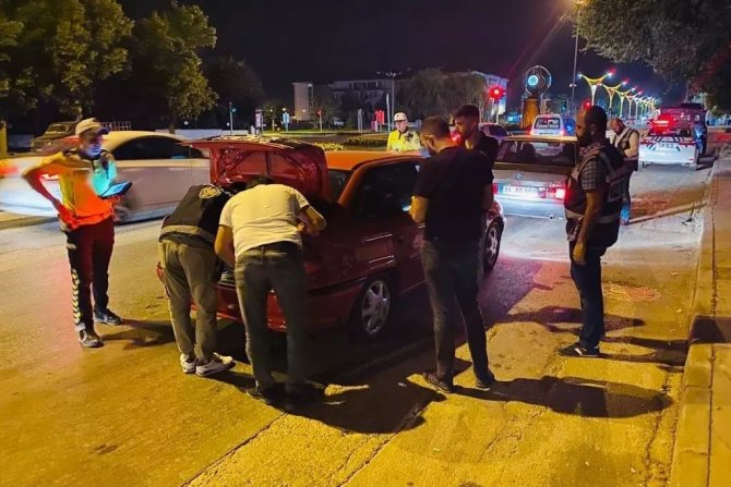 Erzincan’da 20 Kişiye Çeşitli Suçlardan 20 Bin 99 Lira Ceza Kesildi