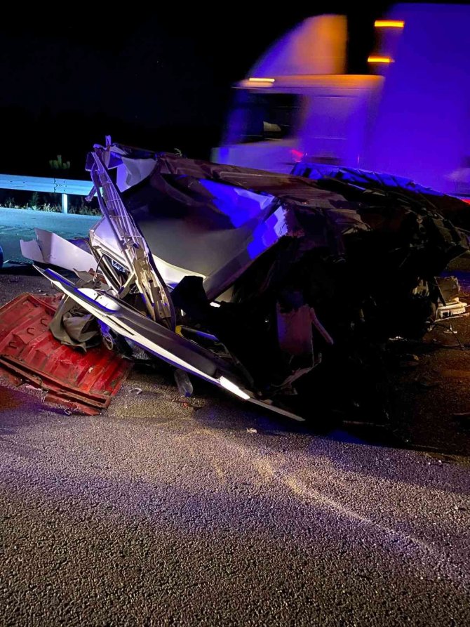 Isparta’da İki Tır Çarpıştı: 2 Ölü