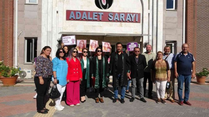 7 Aylık Hamile Eşini Öldüren Sanık: "Alkol İçtim, ’Senden Adam Mı Olur’ Deyince Kendimi Kaybettim"