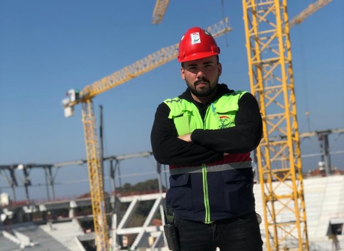 İ̇zmir Ekonomi’den ‘Çin’in Devine’ Transfer