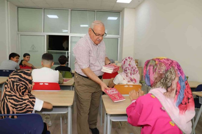 Karaköprü’de Kursiyer Çocuklar Sertifikalarını Aldı