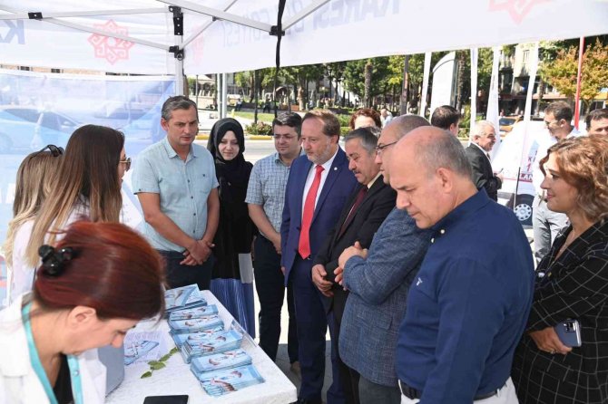 Karesi Halk Sağlığı Günlerine Vatandaşların Yoğun İlgi