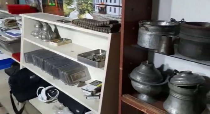 Jandarmanın Baskın Düzenlediği Evden Çıkanlar Şoke Etti: Bu Evde Ne Ararsanız Var