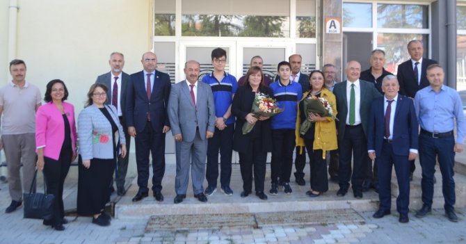 Tavşanlı Mesleki Ve Teknik Anadolu Lisesi Çalışmaları İncelendi