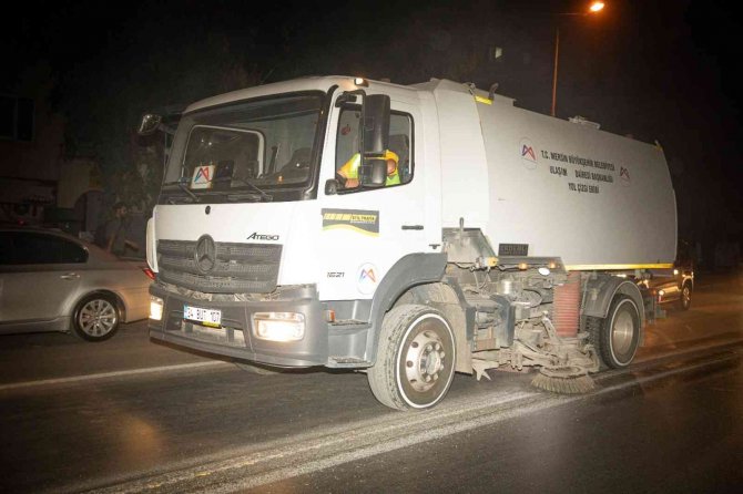 Deforme Olan 300 Kilometrelik Yol Çizgileri Yenileniyor