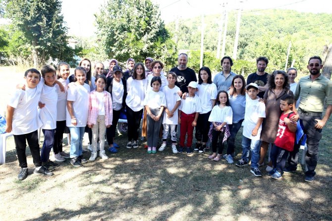 Köylerinin Geleceğine Işık Tutacaklar