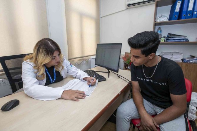 Mersin Büyükşehir Belediyesinden Öğrencilere Tercih Desteği