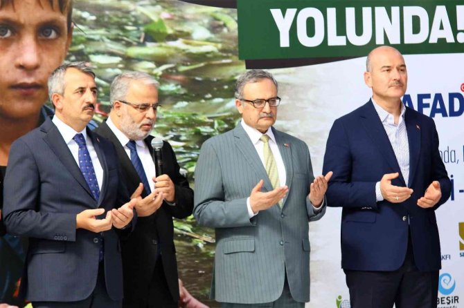 Selin Vurduğu Pakistan İçin ‘4. İ̇yilik Treni’ De Yola Çıktı