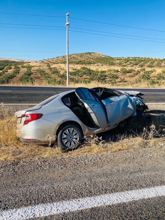 Siirt’te Trafik Kazası: 1 Ölü, 1 Yaralı