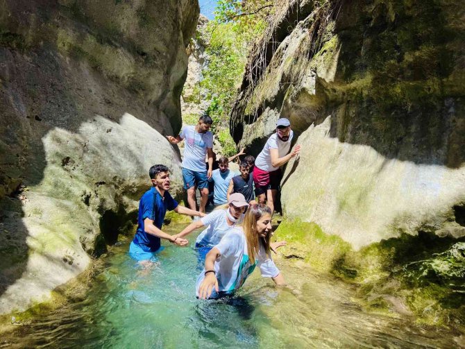 Irak Sınırındaki Evil Kanyonu, Doğaseverlerin Rotası Oldu