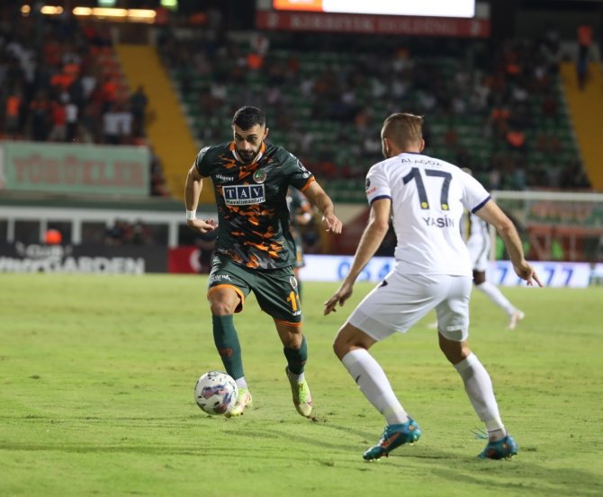 Spor Toto Süper Lig: Corendon Alanyaspor: 2 - Mke Ankaragücü: 1 (Maç Sonucu)