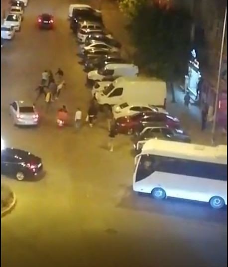 Moto Kuryelerin Kavgası Kamerada: 3 Yaralı