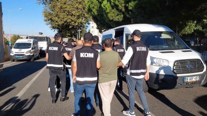İ̇stanbul, İ̇zmir Ve Tekirdağ’daki Dev Silah Operasyonunda Yakalanan 10 Şüpheli Adliyede