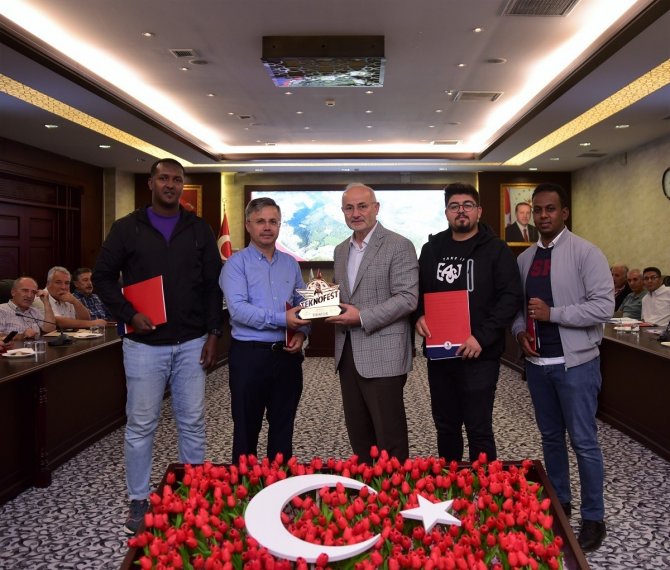 Rektör Ünal: “Teknofest’te 17 Ödül Almayı Başardık”