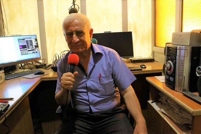 Radyolar Can Çekişiyor