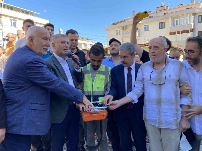Üsküdar’da Gümüşsuyu Camii’nin Temeli Atıldı
