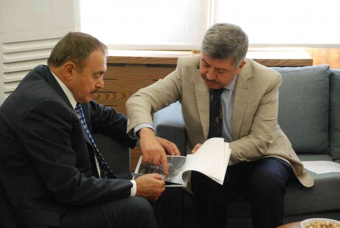 Veysel Eroğlu’ndan, Başkan Akçadurak’a Ziyaret