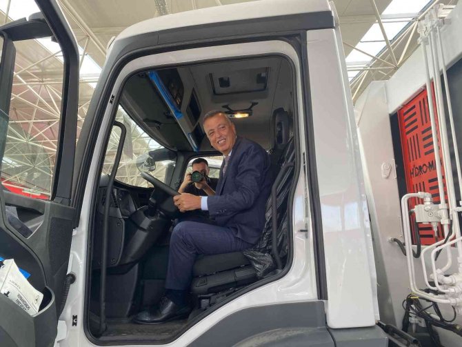 Ataşehir Belediyesinden 118 Milyon Tl’lik Tasarruf