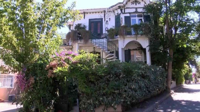 Adalar’da ‘Ev Kiralama’ Oyunu: Kiracı Olduğu Evi Başkalarına Kiraladı