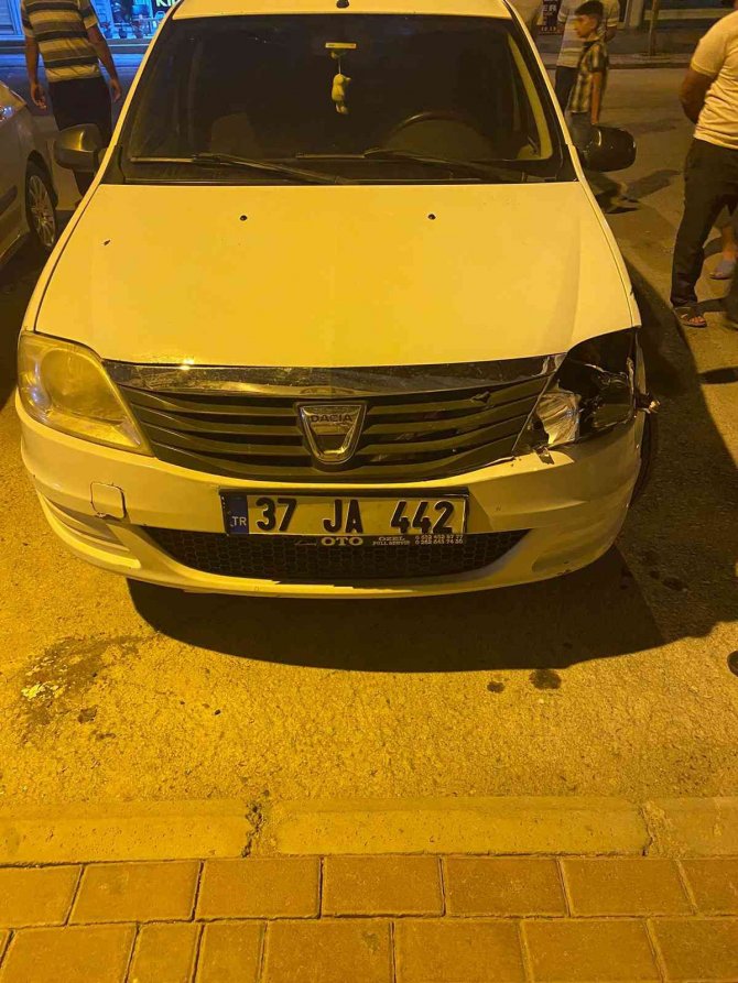 Motosikletin Otomobille Çarpıştığı Kaza Kamarada