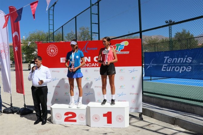 Erzincan Uluslararası Tenis Turnuvasına Ev Sahipliği Yaptı