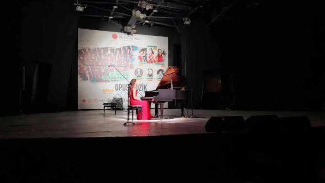 Frenk Kaktüsünü Tanıtmak Amacıyla Müzik Festivali Düzenleniyor