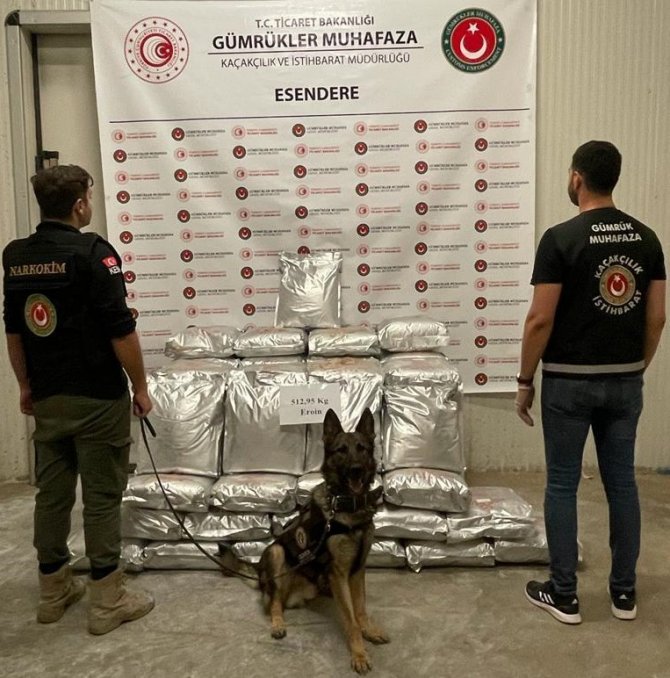 Esendere Gümrük Kapısı’nda Yarım Ton Eroin Ele Geçirildi