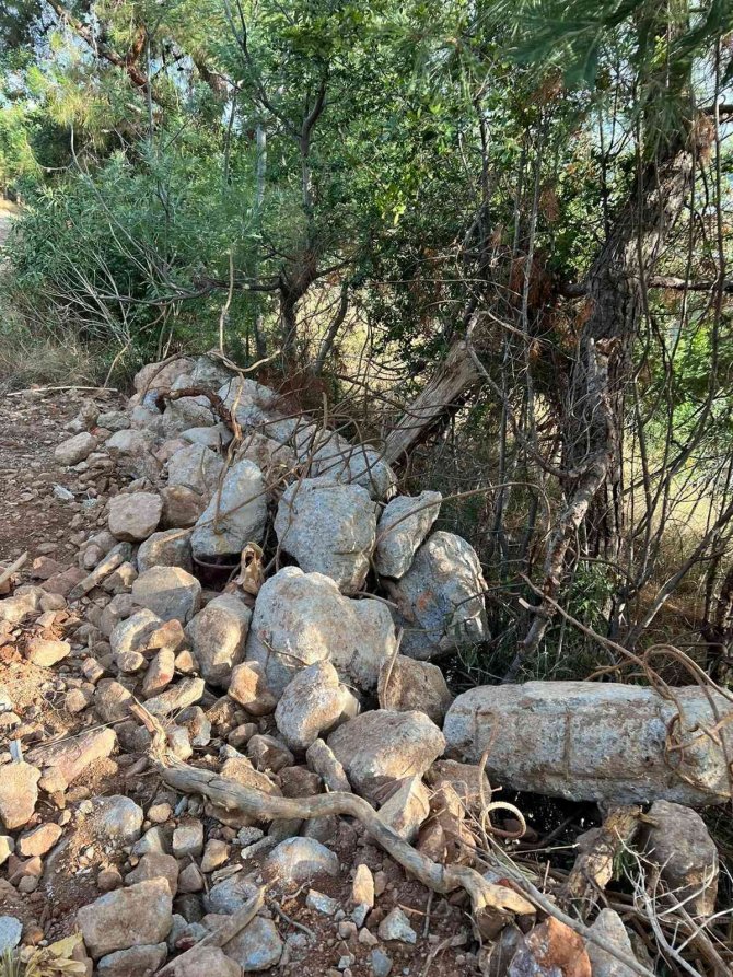 Heybeliada Ormanlarını Moloz Çöplüğüne Çevirdiler