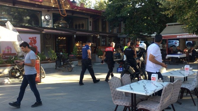 Budama Makası Ve Bıçakla Birbirlerine Girdiler: 3 Yaralı