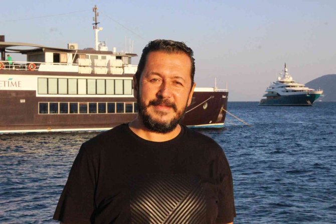 Deniz Ortasında Müzayede Yapacaklar