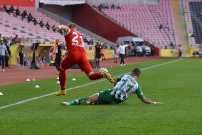 Spor Toto Süper Lig: Konyaspor: 0 - Hatayspor : 0 (İ̇lk Yarı)