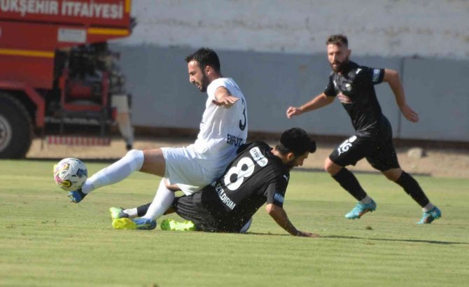 Tff 2. Lig: Nazilli Belediyespor: 0 - Çorum Fk: 2