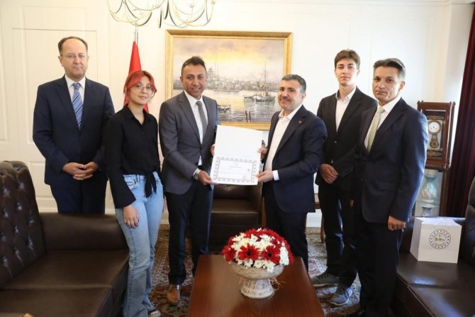 Bi̇lsem Öğrencileri Yarışmada Dereceye Girdi