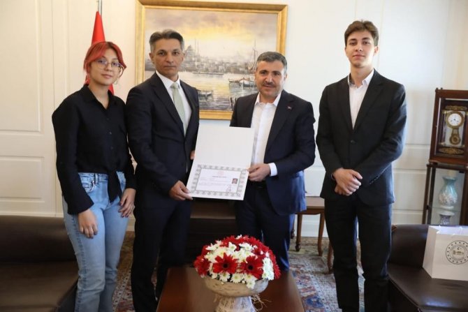 Bi̇lsem Öğrencileri Yarışmada Dereceye Girdi