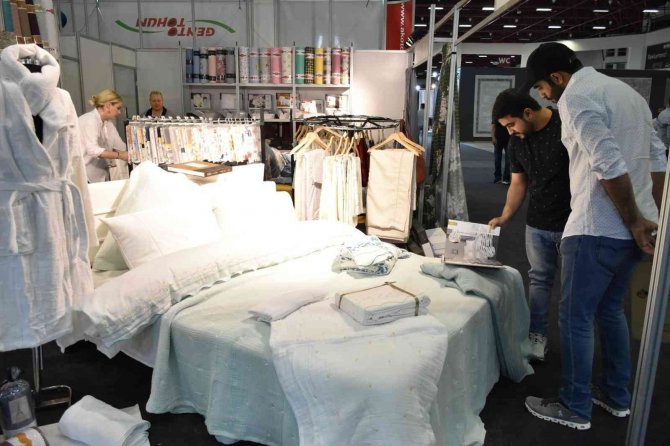 Cnr Ev Tekstili Fuarı Kapılarını Açtı