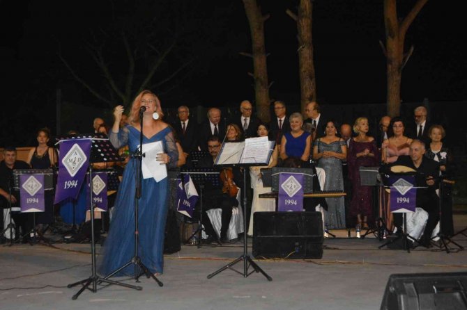 Ayvalık Müzik Derneği’nden Müthiş Konser