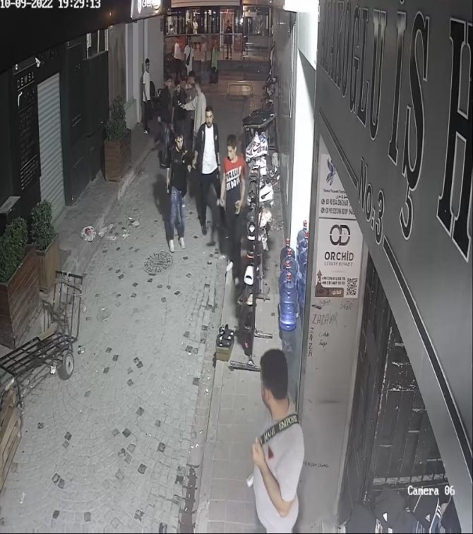 İ̇stanbul’da Yumruklu Kavga