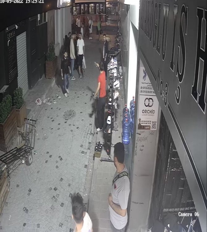 İ̇stanbul’da Yumruklu Kavga