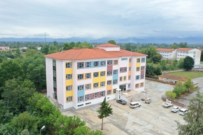 Çarşamba Belediyesi’nden Eğitime Tam Destek