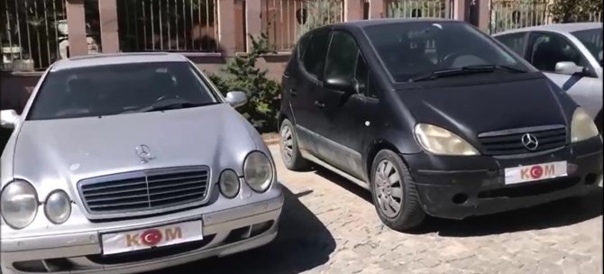 Otomobilleri Motor Ve Şasi Numaralarını Değiştirip Sattıkları İddia Edilen 4 Kişi Tutuklandı