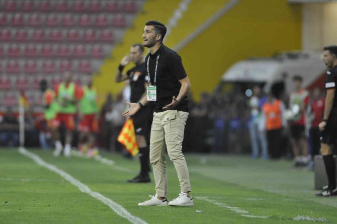 Spor Toto Süper Lig: Kayserispor: 0 - Antalyaspor: 0 (İ̇lk Yarı)