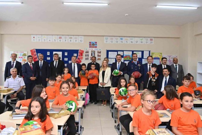 İ̇lk Ders Zili Çaldı