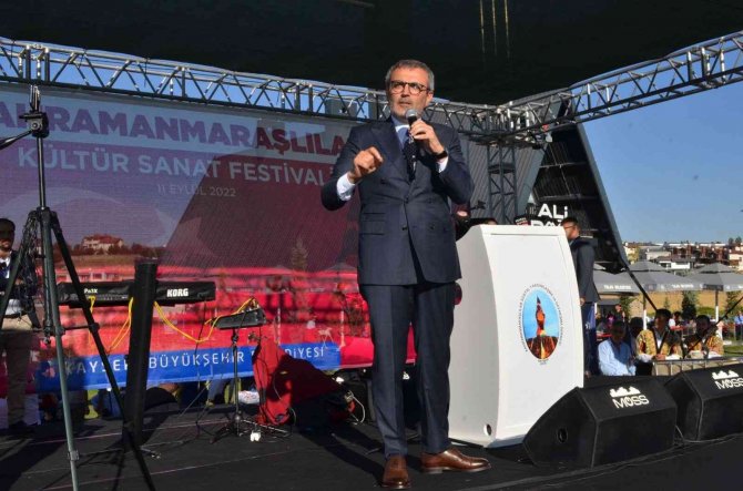 Ünal, “İ̇zmir’de Büyükşehir Belediye Başkanının Kurtuluş Gününde Düşmanca Hareket İçerisinde Olan Yunan’a Haddini Bil Demesini Beklerdik”