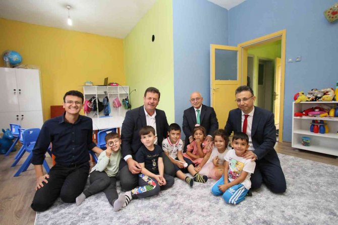 Başkan Soykan, Öğrencilerin Heyecanına Ortak Oldu