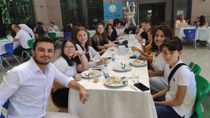 Altınküre Okullarında Ders Zili Çaldı