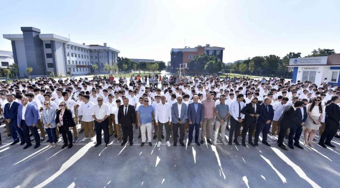 Antalya Osb Teknik Koleji’nde İlk Ders Zili Çaldı