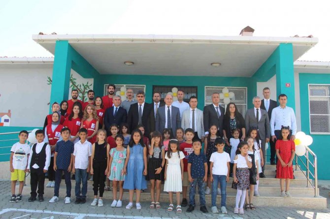 Eğitimci Çift, 15 Yıldır Aynı Okulda Öğrenci Yetiştiriyor