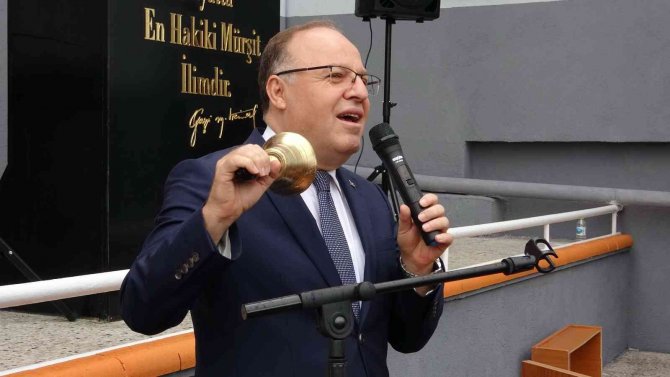 Zonguldak’ta İlk Ders Zili Çaldı