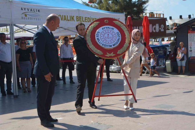 Ayvalık’ta Yeni Eğitim Öğretim Yılının İlk Zili Çaldı